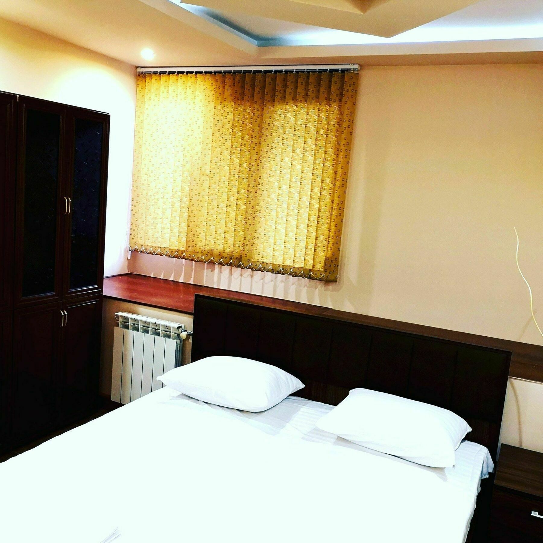Prime Hotel Tours Ереван Екстериор снимка