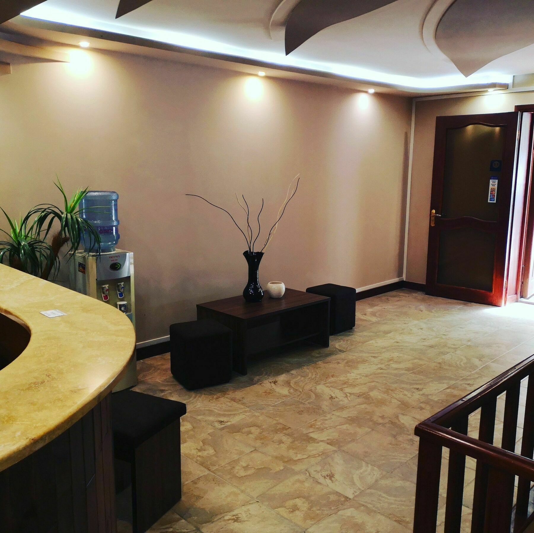 Prime Hotel Tours Ереван Екстериор снимка